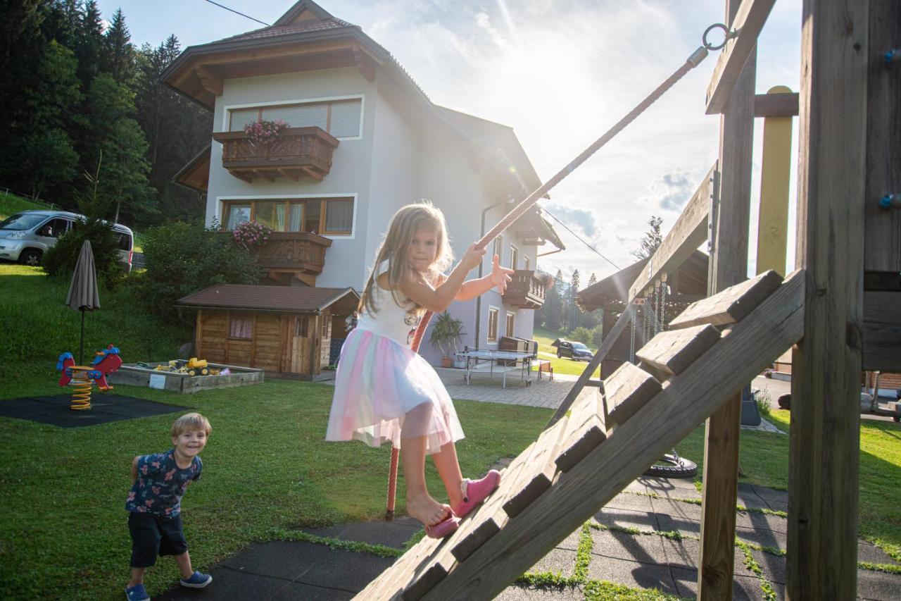 Chalets Und Apartments Hauserhof Nassfeld Шланитцен Экстерьер фото